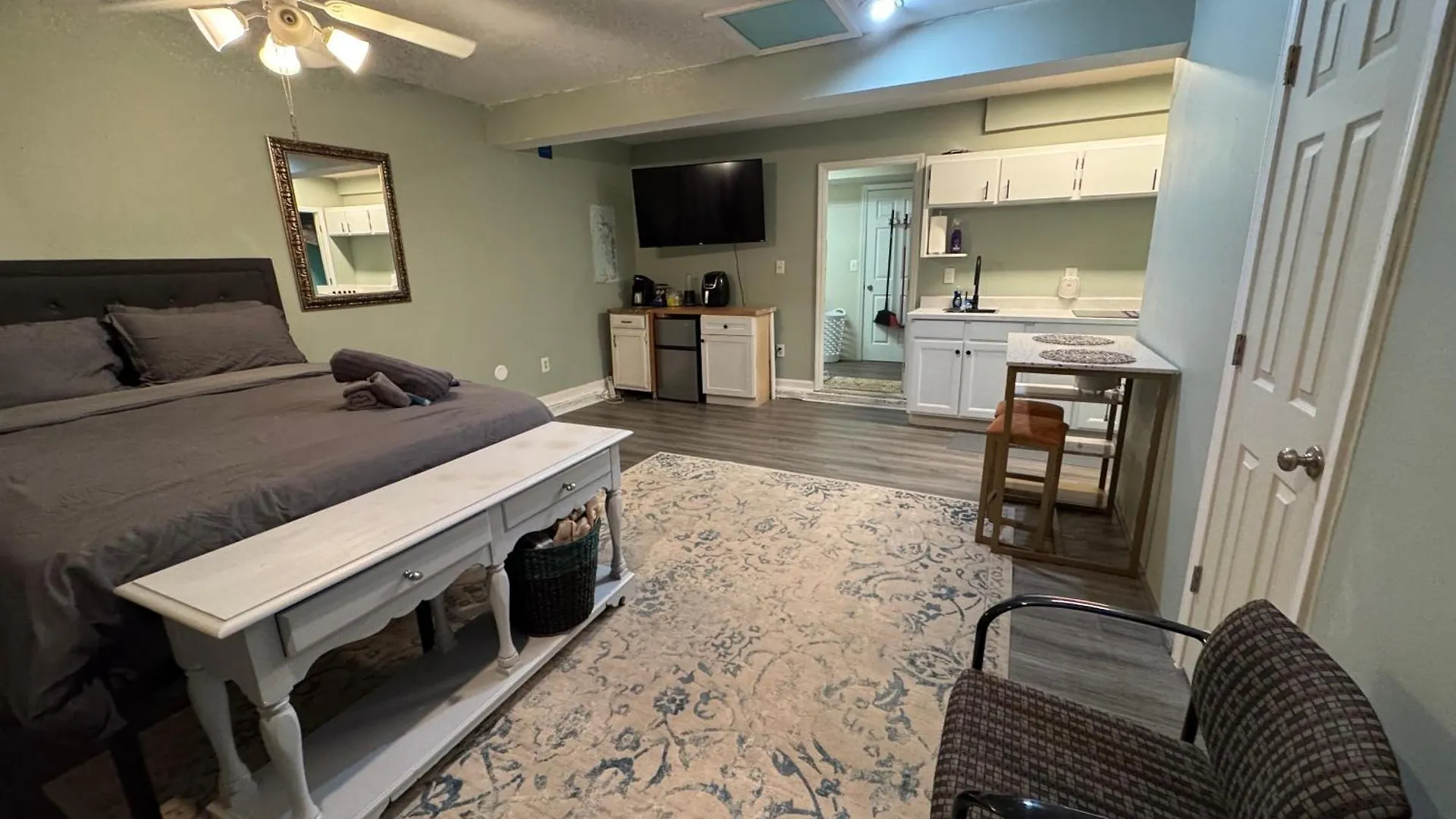 Appartement 20Min To International Airport! 10Min To Pnc Music! Wifi à Charlotte États-Unis